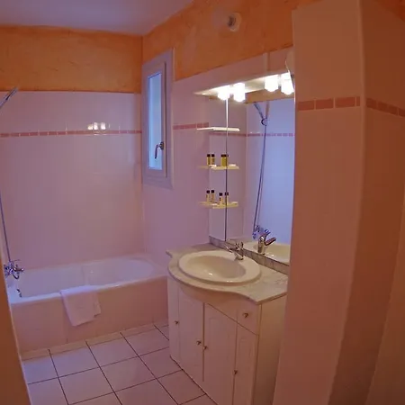 Le Mediterranee Szálloda 3*