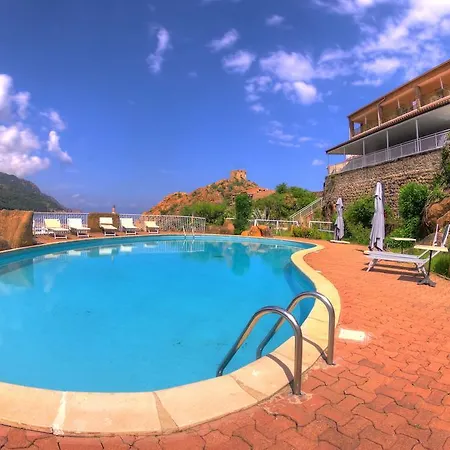 Le Mediterranee 3* Porto (Corsica)