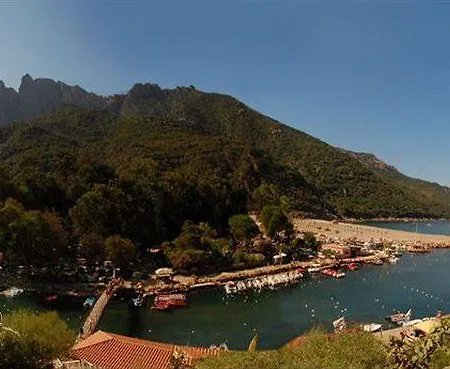 호텔 Le Mediterranee Porto (Corsica)