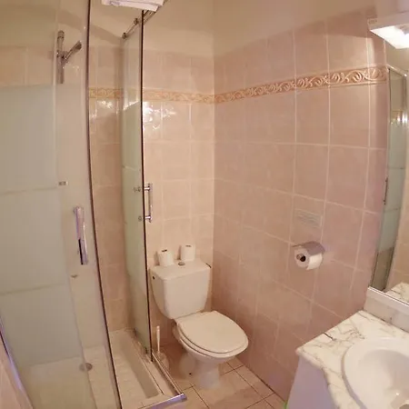 Le Méditerranée Hotel