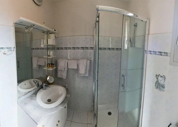 Le Méditerranée Hotel 3*