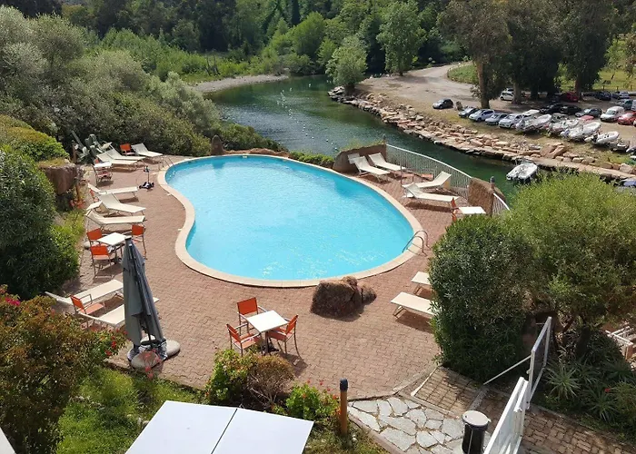 Le Mediterranee Szálloda Porto (Corsica)